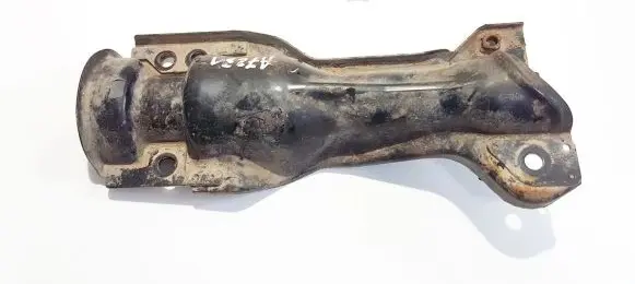 Engine mounting bracket