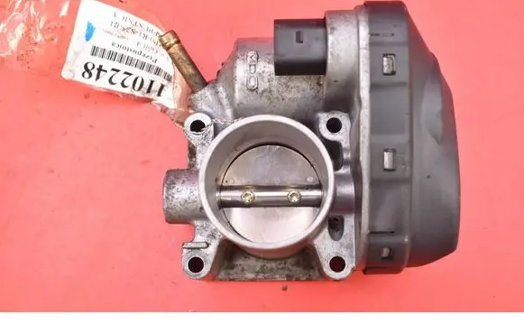 Volkswagen Golf IV Throttle body valve 036133062