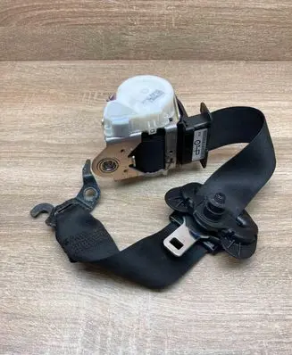 BMW 3 E90 E91 Front seatbelt 33059849C 9117220 FrontRH