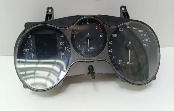 Seat Altea Speedometer (instrument cluster) 5P0920840A
