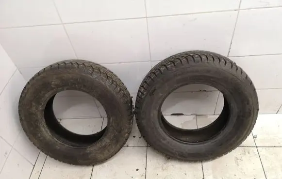 Volkswagen Golf II R14 winter/snow tires with studs 19570R14 NORDFROST GISLAVED