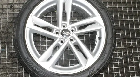 Audi A1 R17 alloy rim 82A601025K