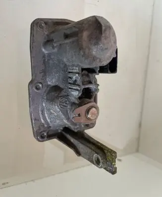 Audi Q2 - Throttle valve 5Q0253691K