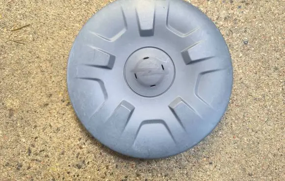 Opel Movano B Original wheel cap 403150035R REB0211
