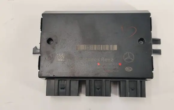 Mercedes-Benz GL X166 Tow bar trailer control unit/module A2469005501 00978121 A2469012900