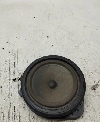 Audi A3 S3 8P Front door high frequency speaker