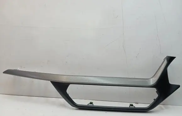 BMW 1 F40 Panel trim 6823310