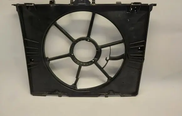 BMW X1 U11 Radiator cooling fan shroud 9846925-JLK01