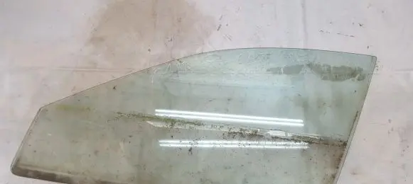 Mitsubishi Galant Front door window glass four-door