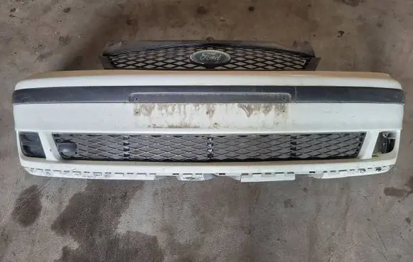 Ford Galaxy Front bumper
