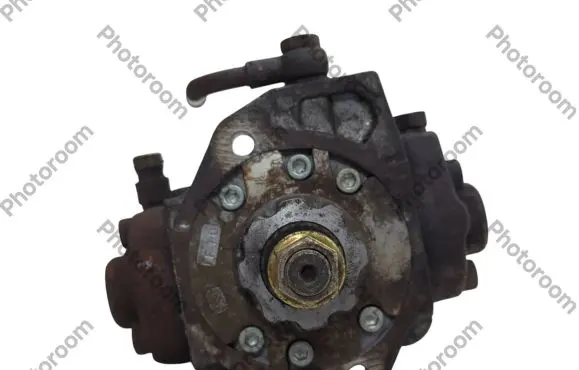 Opel Combo C Fuel injection high pressure pump 8973138622 HU2940000071 05F00957