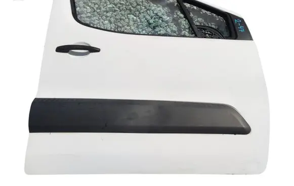 Peugeot Partner Front door 