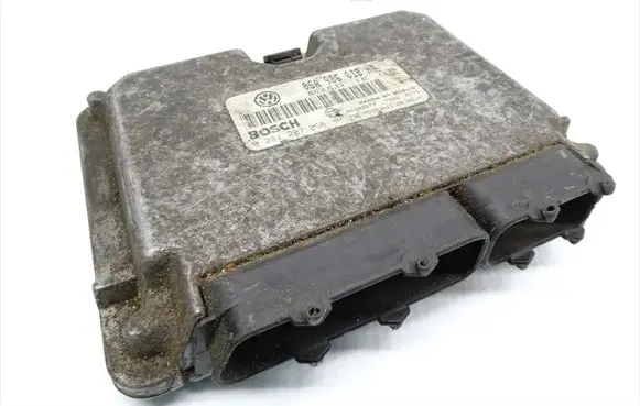 Volkswagen New Beetle Engine control unit/module 06A906018HD 0261207056