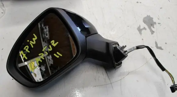 Renault Captur II Front door electric wing mirror