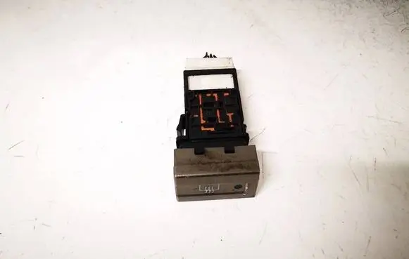 Nissan X-Trail T30 Windscreen/window heater switch