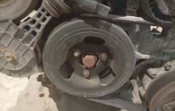 Peugeot 207 Crankshaft pulley