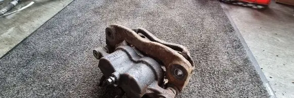 Volkswagen Crafter Front brake caliper 2N0615124 2N0615125