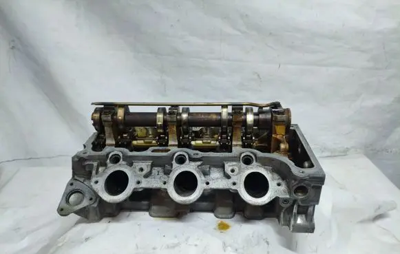 Ford Explorer Engine head 7U7Z6049BALH 6L2E6050 6L2E6060