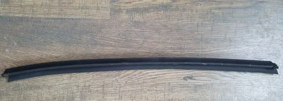 KIA Optima Rubber seal rear door window/glass 