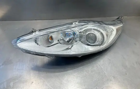 Ford Fiesta Headlight/headlamp 1EL24704505 1EL1625