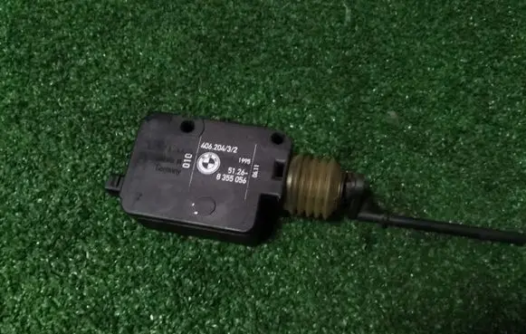 BMW 5 E34 Fuel tank cap lock 51268355056 40620432