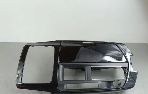 Maserati Levante Cup holder