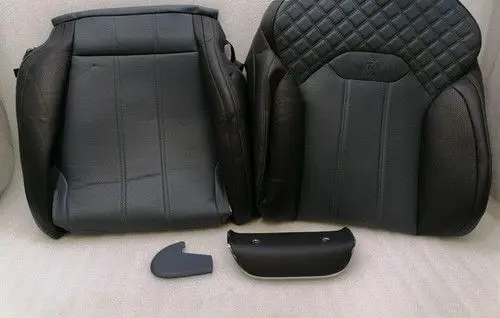 Bentley Flying Spur Third row seat belt