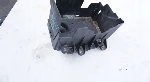 Battery bracket