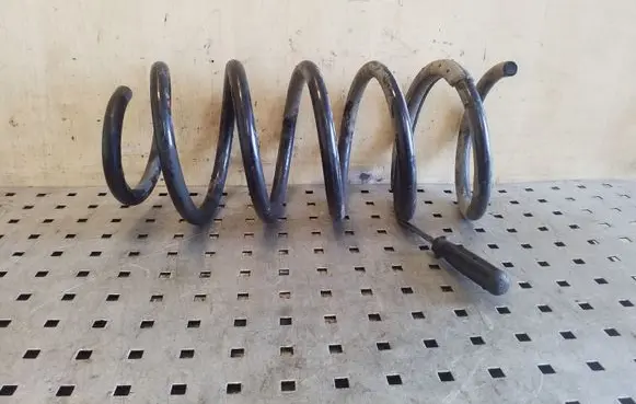 Volvo XC90 Front coil spring