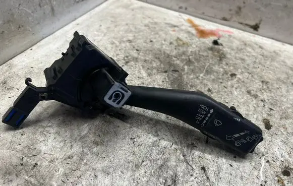 Volkswagen Touran I Wiper control stalk 1K0953519J