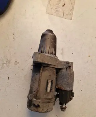 Mercedes-Benz A W176 Starter motor A2709060026