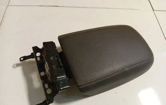 Ford C-MAX II Armrest GV41S045C74AUW