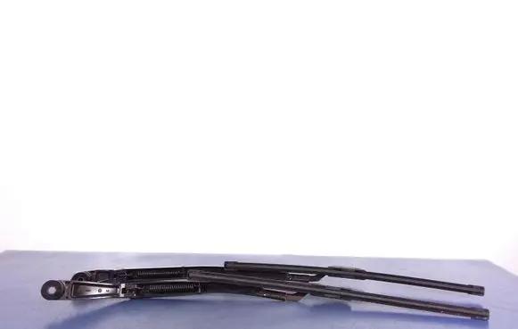 Jeep Grand Cherokee Front wiper blade arm