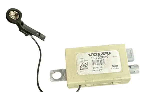 Volvo C30 Aerial antenna amplifier 30732030