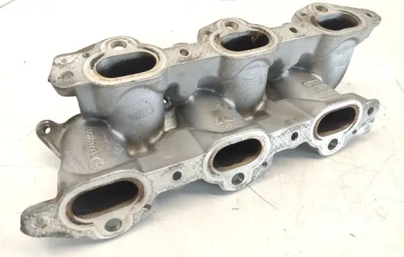 Peugeot 605 Intake manifold 9630979710
