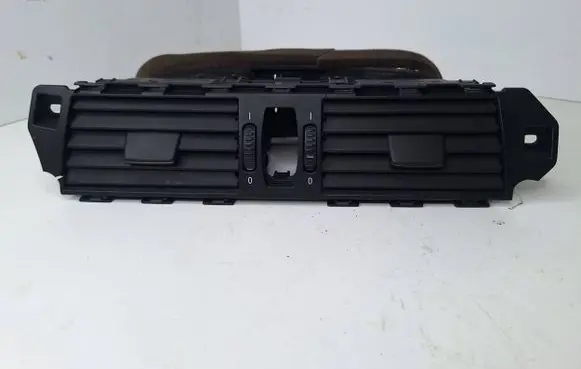 BMW 5 E60 E61 Dash center air vent grill 6910734 141218 7009275