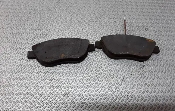 Fiat Stilo Brake pads (front) 