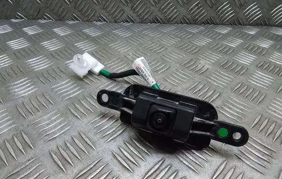 Lexus ES 250 - 300 - 330 Reversing camera 8679933050