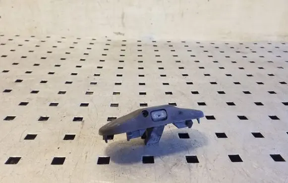 Windshield washer spray nozzle