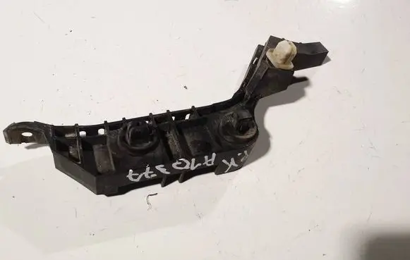 Honda Accord Front bumper mounting bracket