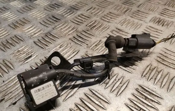 Audi A8 S8 D3 4E Acceleration sensor 4E0616575J