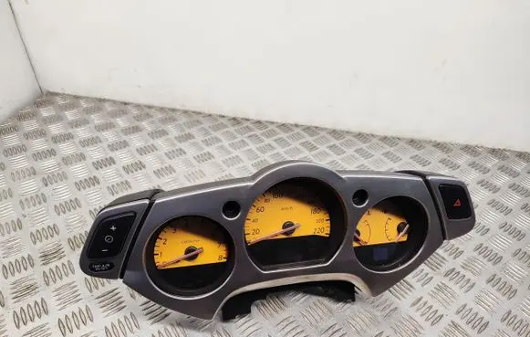 Nissan Murano Z50 Speedometer (instrument cluster) 68240CA000