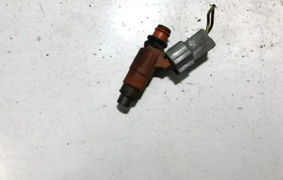 Mitsubishi Colt Fuel injector 731972a c0h210