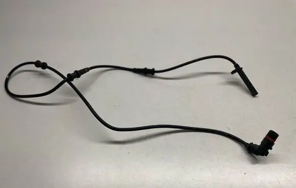 Mercedes-Benz GL X166 ABS brake wheel speed sensor 1669052601 A1669052601
