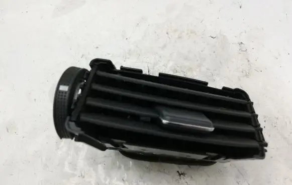 Toyota Corolla Verso E121 Dashboard side air vent grill/cover trim 6556434010 5568064020 5567064010
