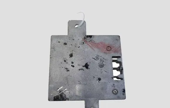 Volvo V50 Aerial antenna amplifier 307325651 V00990