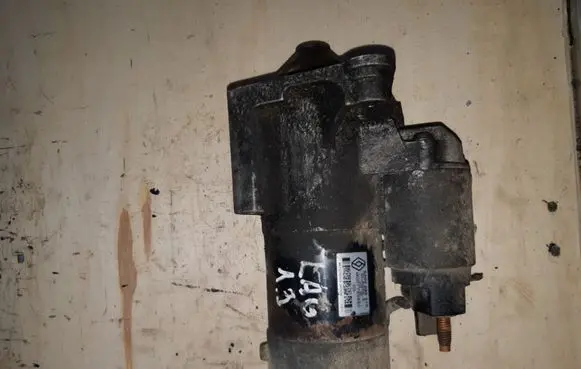 Renault Laguna II Starter motor 8200096510
