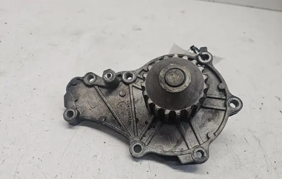 Ford Focus C-MAX Water pump 267393