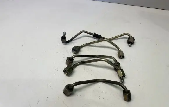 Hyundai Santa Fe Fuel injector supply line/pipe 