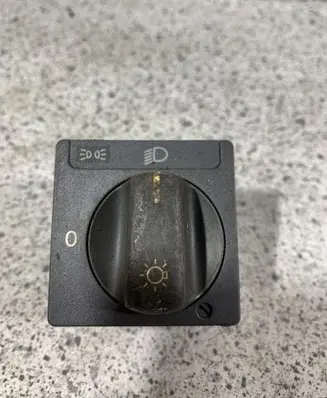 Volvo S70 V70 V70 XC Light switch 8622023